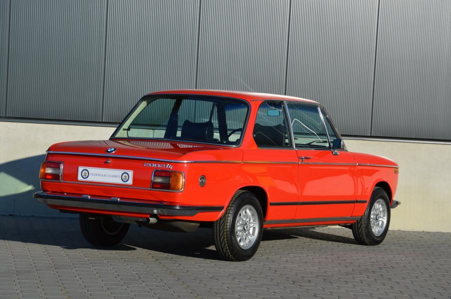  BMW 2002 tii 1973 года  (фото 6 из 14)